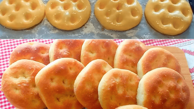 Weich-und-flauschig-und-perfekt-um-eine-Menschenmenge-zu-ernahrenMini-Focaccia-Brot-So-einfach-gelingt-es-perfekt1